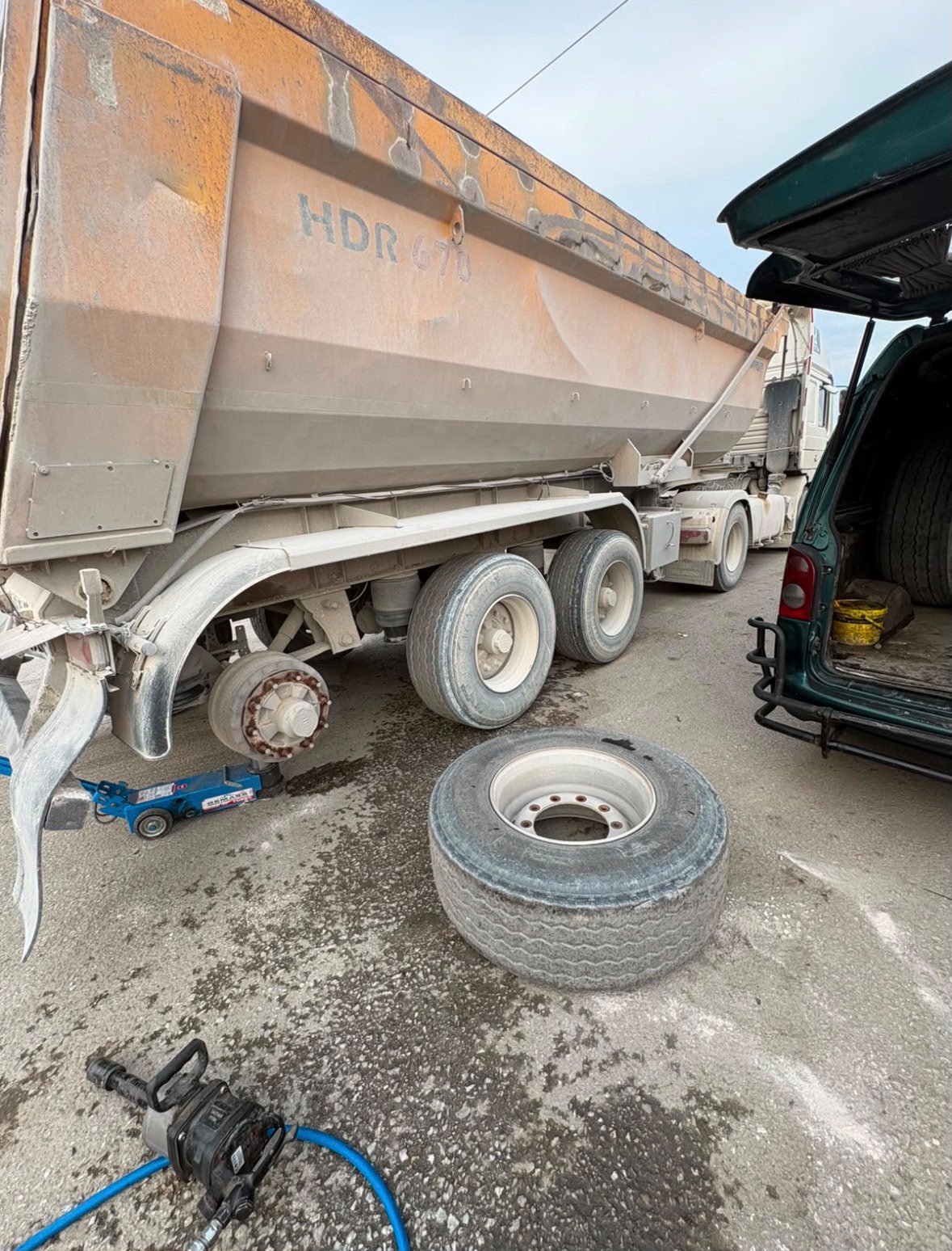 Koçlas Oto Lastik Yol Yardım 
